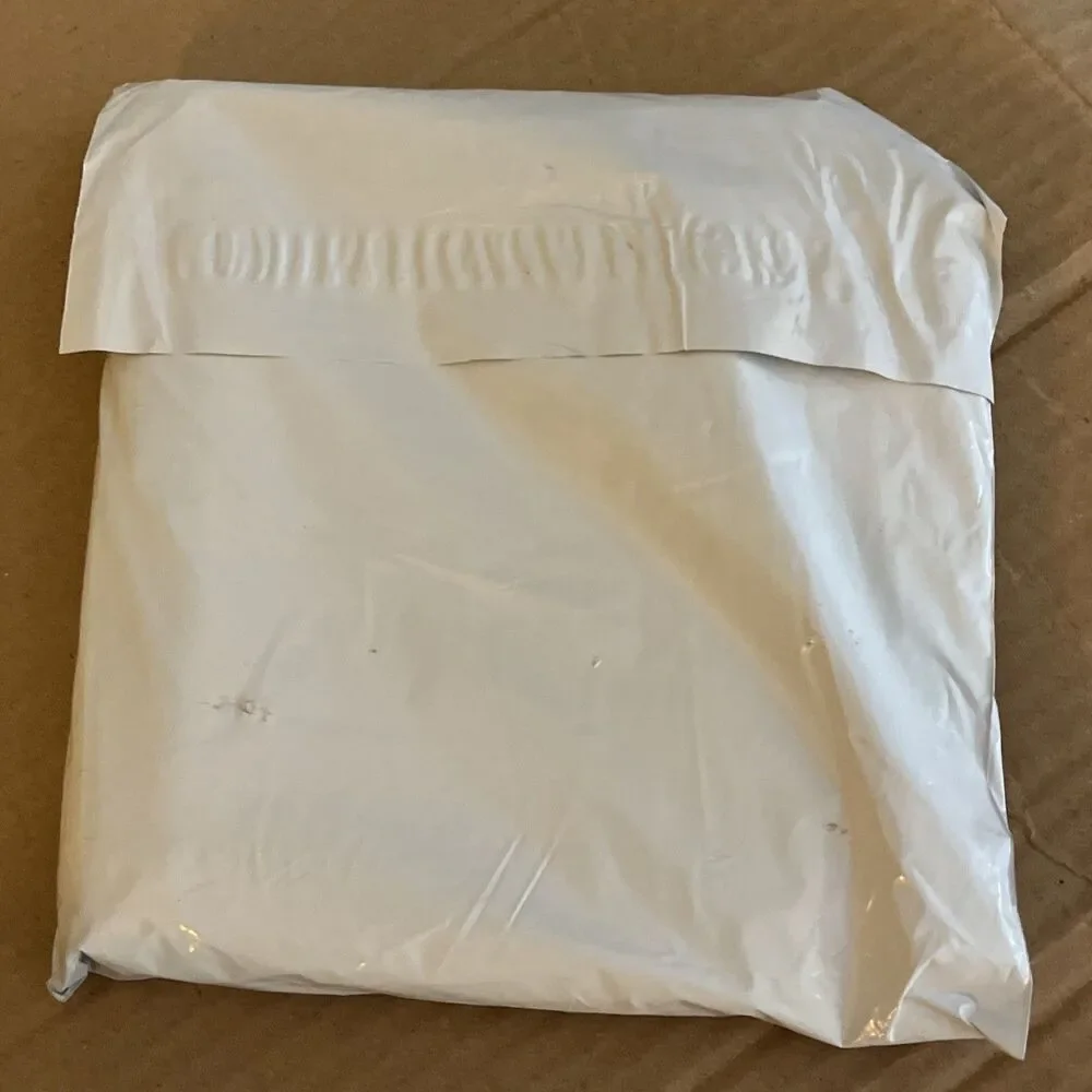 N/A white poly